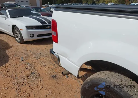 2005 Ford F-150 Stx/Xl/Xlt from USA, damaged, VIN 1FTRF12W95NA36485